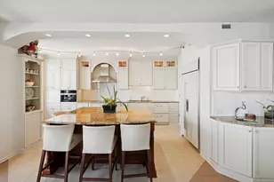 1040 N Lake Shore Dr, Chicago, IL 60611 - Photo 9