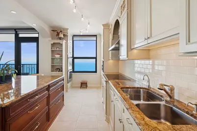 1040 N Lake Shore Drive #32D, Chicago, IL 60611 - Photo 11