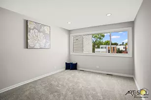 368 Cedartree Ct, Hoffman Estates, IL 60169 - Photo 9