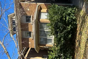 1138 Clinton Ave, Oak Park, IL 60304 - Photo 1