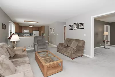 2936 Avalon Drive, Elgin, IL 60124 - Photo 15