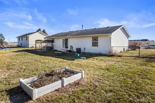 610 E Roosevelt Rd, Philo, IL 61864 - Photo 29