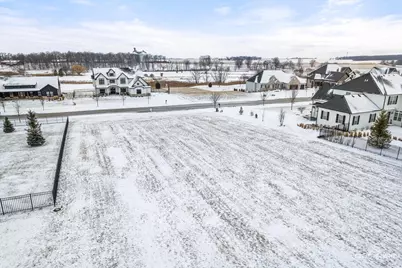 7432 Clubhouse Drive, Yorkville, IL 60560 - Photo 5