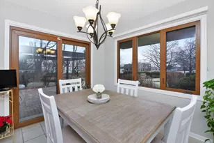 1204 Sleepy Hollow Ln, Darien, IL 60561 - Photo 11