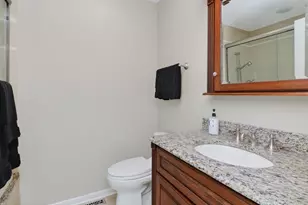 1204 Sleepy Hollow Ln, Darien, IL 60561 - Photo 17