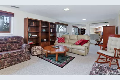 1204 Sleepy Hollow Lane, Darien, IL 60561 - Photo 19