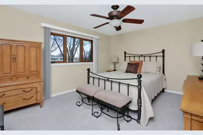 1204 Sleepy Hollow Lane, Darien, IL 60561 - Photo 13