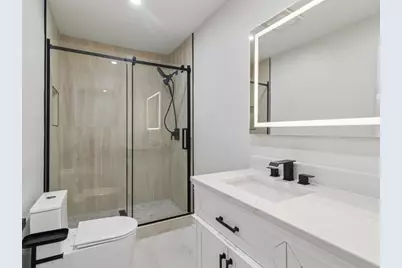 325 Colony Green Drive, Bloomingdale, IL 60108 - Photo 17