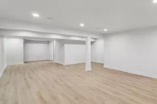 325 Colony Green Dr, Bloomingdale, IL 60108 - Photo 25