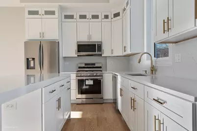 [Address not provided], Skokie, IL 60077 - Photo 3