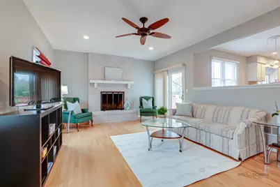 1515 Forever Avenue, Libertyville, IL 60048 - Photo 7