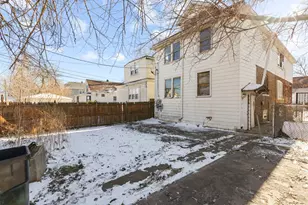 118 E 105th St, Chicago, IL 60628 - Photo 25
