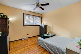 7818 W 101st Pl, Palos Hills, IL 60465 - Photo 21