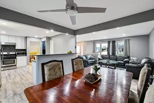 7818 W 101st Pl, Palos Hills, IL 60465 - Photo 13