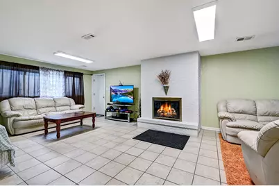 7818 W 101st Place, Palos Hills, IL 60465 - Photo 23