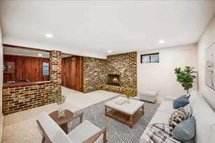 1245 Canterbury Ln, Glenview, IL 60025 - Photo 25