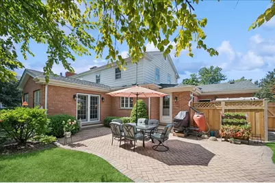 1245 Canterbury Lane, Glenview, IL 60025 - Photo 27