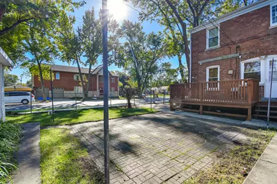 8303 Lawndale Avenue, Skokie, IL 60076 - Photo 19