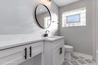 9717 S Kenneth Avenue, Oak Lawn, IL 60453 - Photo 11