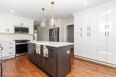 9717 S Kenneth Avenue, Oak Lawn, IL 60453 - Photo 3