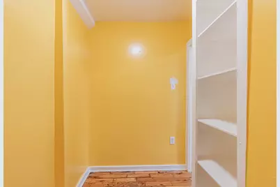 8111 S Muskegon Avenue, Chicago, IL 60617 - Photo 7