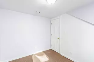 8111 S Muskegon Ave, Chicago, IL 60617 - Photo 25