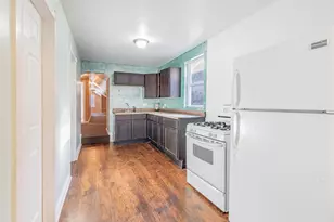 8111 S Muskegon Ave, Chicago, IL 60617 - Photo 15