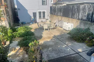 2213 S Oakley Ave, Chicago, IL 60608 - Photo 27