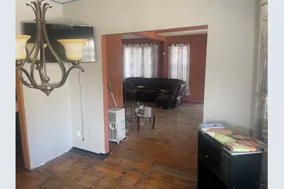 2213 S Oakley Avenue, Chicago, IL 60608 - Photo 5