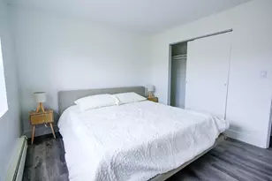 7250 N Western Ave, Chicago, IL 60645 - Photo 17