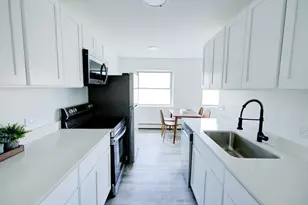 7250 N Western Ave, Chicago, IL 60645 - Photo 13