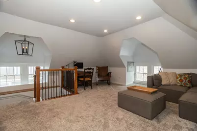 415 N Harvey Avenue, Oak Park, IL 60302 - Photo 23
