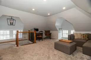 415 N Harvey Ave, Oak Park, IL 60302 - Photo 23