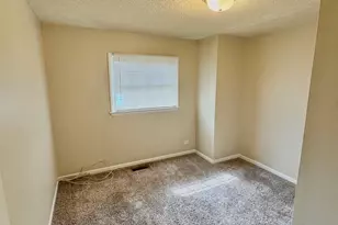 16001 Avalon Ave, South Holland, IL 60473 - Photo 9