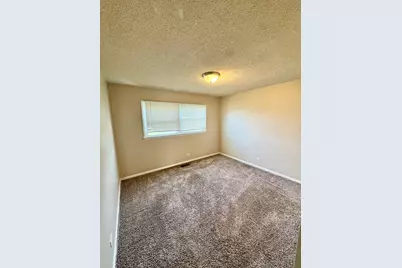 16001 Avalon Avenue, South Holland, IL 60473 - Photo 7