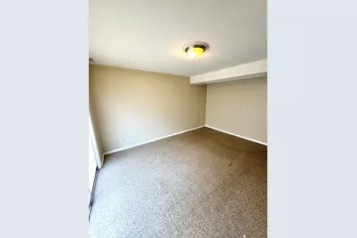 16001 Avalon Avenue, South Holland, IL 60473 - Photo 11