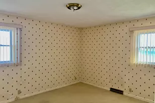 201 Janet Ave, Rochelle, IL 61068 - Photo 7