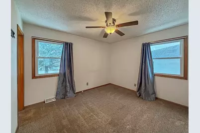 215 Baird Street, Dakota, IL 61018 - Photo 9