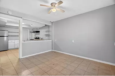 301 S Ottawa Street, Joliet, IL 60436 - Photo 29