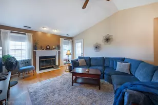 474 Elizabeth Dr, Wood Dale, IL 60191 - Photo 5