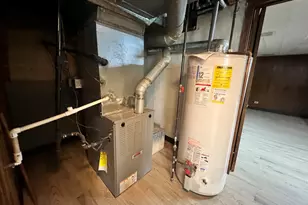 7427 Tripp Ave, Skokie, IL 60076 - Photo 31