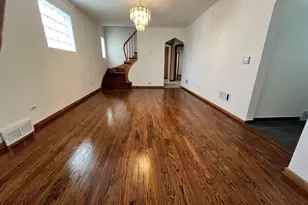 7427 Tripp Ave, Skokie, IL 60076 - Photo 7