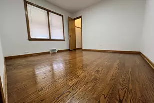 7427 Tripp Ave, Skokie, IL 60076 - Photo 15