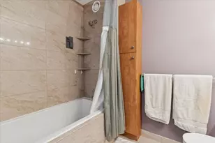 345 N La Salle Dr, Chicago, IL 60654 - Photo 15