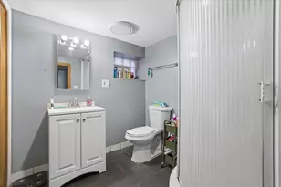 3136 S 54th Ave, Cicero, IL 60804 - Photo 21