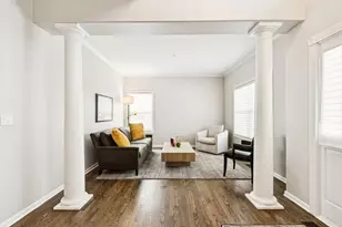 8017 Insignia Ct, Long Grove, IL 60047 - Photo 3