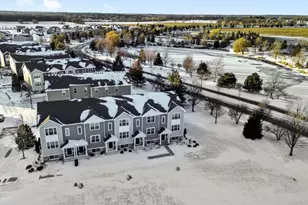 6640 Linden Trl, Wonder Lake, IL 60097 - Photo 35