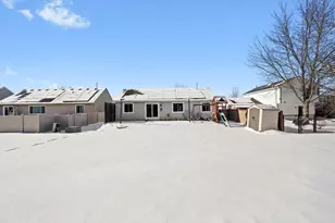 338 Timber Dr, Harvard, IL 60033 - Photo 37