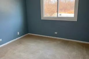 2S405 Emerald Green Dr, Warrenville, IL 60555 - Photo 7