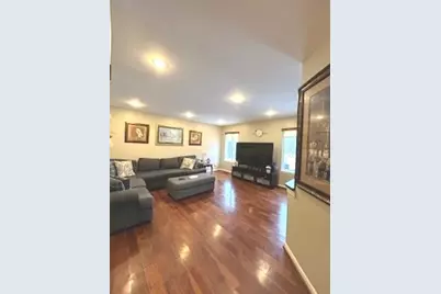 43 Augusta Drive, Streamwood, IL 60107 - Photo 9